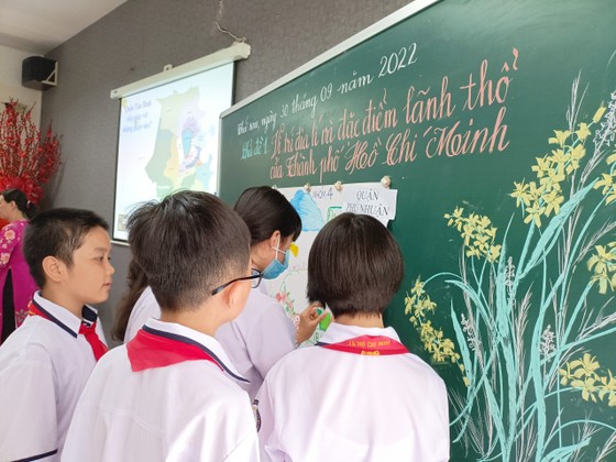 Quận Tân Bình: Lần đầu tiên tích hợp kiến thức lịch sử địa phương vào chương trình học của khối 6 ảnh 3