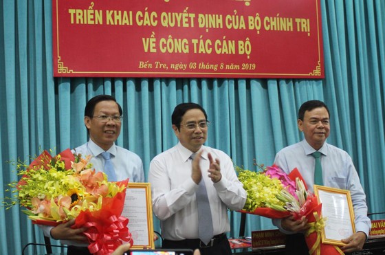 Chuẩn y đồng chí Phan Văn Mãi giữ chức Bí thư Tỉnh ủy Bến Tre ảnh 1