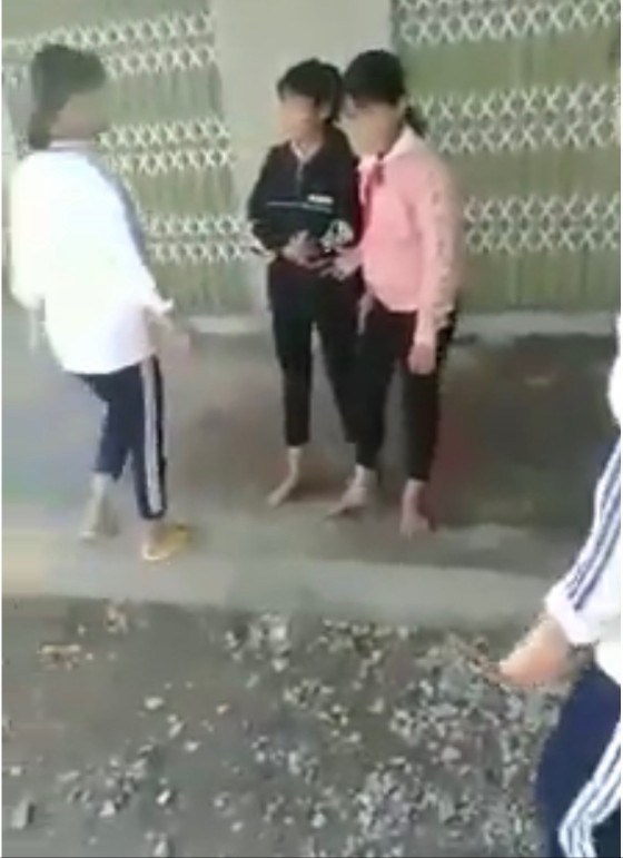 Có kết quả xử lý học sinh đánh bạn đăng clip lên MXH cuối tuần sau ảnh 1