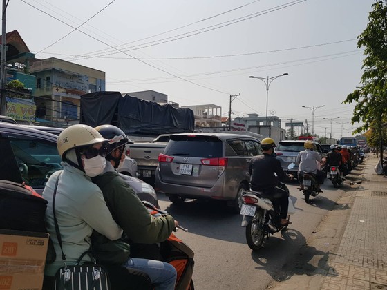 Các tỉnh miền Tây gồng mình ứng phó kẹt xe dịp Tết ảnh 2