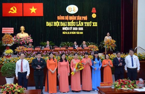 Đồng chí Lê Thị Kim Hồng tái đắc cử Bí thư Quận ủy Tân Phú ảnh 1