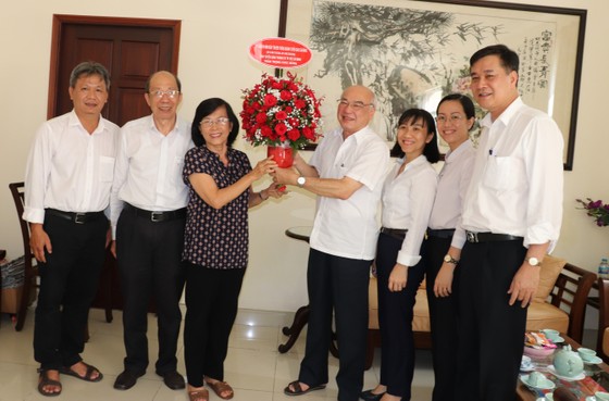 Đồng chí Phan Nguyễn Như Khuê thăm các đồng chí nguyên lãnh đạo Ban Tuyên giáo ảnh 1