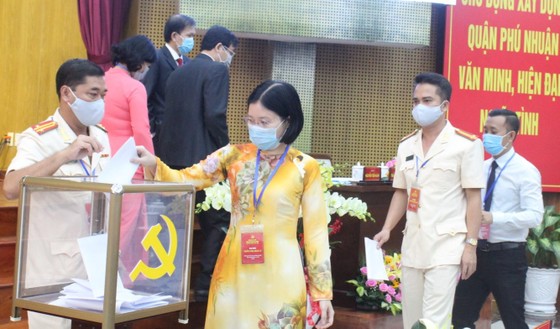 Đồng chí Phạm Hồng Sơn tái đắc cử Bí thư Quận ủy quận Phú Nhuận ảnh 1
