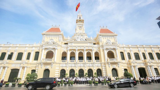 Thương tiễn người lãnh đạo hết lòng vì TPHCM ảnh 1