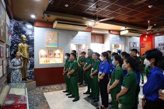 Đẩy mạnh cải cách hành chính, xây dựng chính quyền đô thị ảnh 1