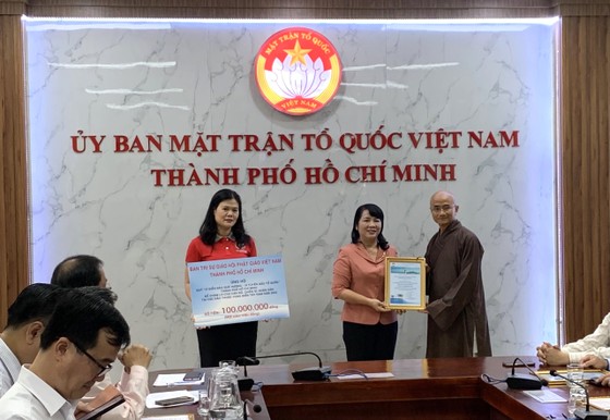 Hơn 5,2 tỷ đồng ủng hộ Quỹ 'Vì biển đảo quê hương – Vì tuyến đầu Tổ quốc' ảnh 2