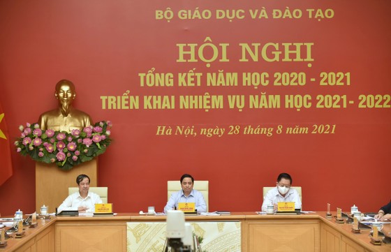 Tính toán kế hoạch tiêm vaccine cho học sinh ảnh 1