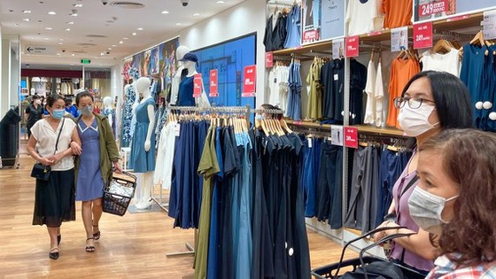 Dịch Covid-19 tại TPHCM đang là cấp độ 2, riêng quận 4 tăng lên cấp độ 3 ảnh 1 Dịch Covid-19 tại TPHCM đang là cấp độ 2, riêng quận 4 tăng lên cấp độ 3 ảnh 1