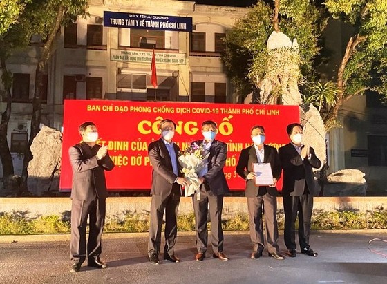Sáng nay 3-3, có 3 ca mắc Covid-19 nhập cảnh, TP Chí Linh dỡ phong tỏa ảnh 1 Sáng nay 3-3, có 3 ca mắc Covid-19 nhập cảnh, TP Chí Linh dỡ phong tỏa ảnh 1