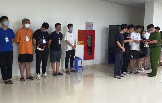 Hàng chục người Trung Quốc nhập cảnh trái phép thuê chung cư ở Hà Nội ảnh 1 Hàng chục người Trung Quốc nhập cảnh trái phép thuê chung cư ở Hà Nội ảnh 1