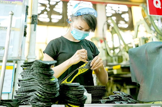 Nửa tháng gỡ phong tỏa, doanh nghiệp TPHCM tăng tốc phục hồi sản xuất kinh doanh ảnh 1 Doanh nghiệp tăng tốc phục hồi sản xuất - kinh doanh ảnh 1