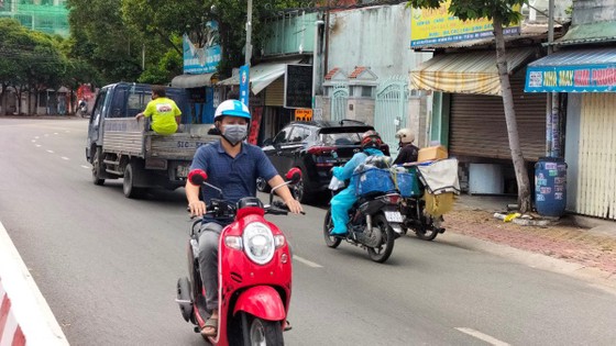 Các tỉnh Đông Nam bộ từng bước nới lỏng giãn cách xã hội ảnh 2 Các tỉnh Đông Nam bộ từng bước nới lỏng giãn cách xã hội ảnh 1