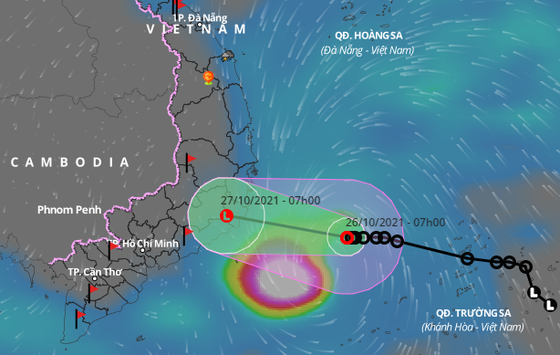 Áp thấp nhiệt đới áp sát vùng biển Khánh Hòa-Ninh Thuận, gió giật cấp 9 ảnh 2