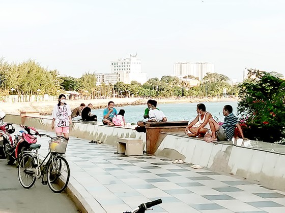 Nhiều nơi lơ là, chủ quan ảnh 1 Nhiều nơi lơ là, chủ quan ảnh 1