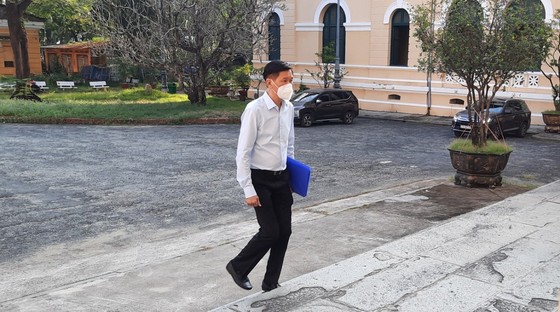 Vụ án Sagri: Ông Trần Vĩnh Tuyến nói ký chuyển nhượng đúng trình tự thủ tục và nhiệm vụ được phân cô ảnh 1 Vụ án Sagri: Ông Trần Vĩnh Tuyến nói ký chuyển nhượng đúng trình tự thủ tục và nhiệm vụ được phân công ảnh 1
