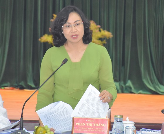 Đẩy mạnh chuyển đổi số để giảm phiền hà cho người dân ảnh 3 Bí thư Thành ủy Nguyễn Văn Nên yêu cầu đẩy mạnh chuyển đổi số để giảm phiền hà cho người dân ảnh 3