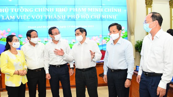 Thủ tướng Phạm Minh Chính ủng hộ tối đa đề xuất tăng tỷ lệ ngân sách cho TPHCM ảnh 1