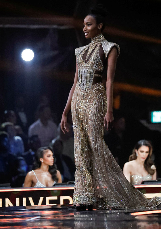 Người đẹp Ấn Độ đăng quang Miss Universe 2021, đại diện Việt Nam dừng chân top 16 ảnh 9 Người đẹp Ấn Độ đăng quang Miss Universe 2021, đại diện Việt Nam dừng chân top 16 ảnh 9