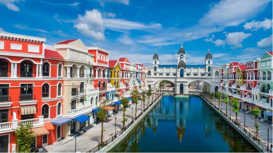 Phú Quốc hoàn thành tiêm vaccine mũi 2 cho 100% dân số, sẵn sàng đón khách du lịch ảnh 3 Hôm nay 29-10, TP Phú Quốc hoàn thành tiêm vaccine mũi 2 cho 100% dân số ảnh 3