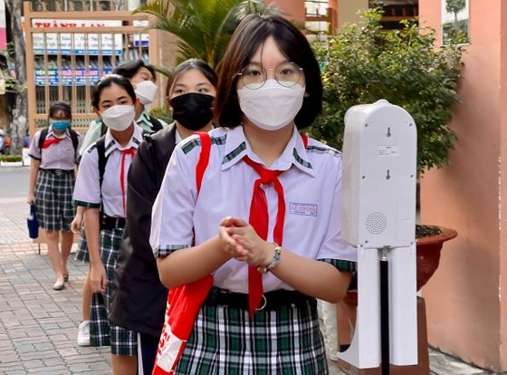 TPHCM: Sinh viên, học sinh trở lại trường học trực tiếp ảnh 1 TPHCM: Sinh viên, học sinh trở lại trường học trực tiếp ảnh 1