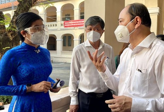 TPHCM: Sinh viên, học sinh trở lại trường học trực tiếp ảnh 5 TPHCM: Sinh viên, học sinh trở lại trường học trực tiếp ảnh 5