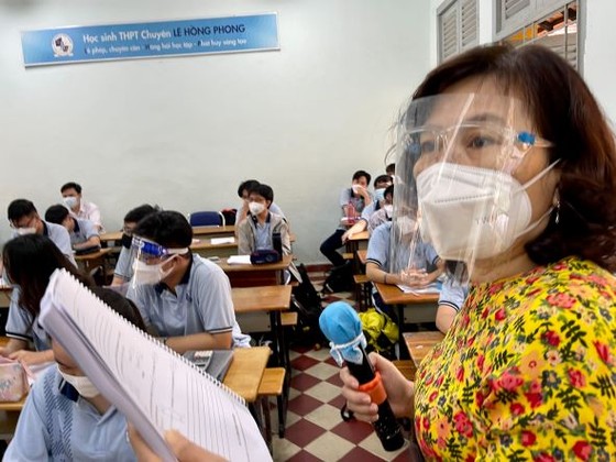 TPHCM: Sinh viên, học sinh trở lại trường học trực tiếp ảnh 4 TPHCM: Sinh viên, học sinh trở lại trường học trực tiếp ảnh 4
