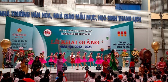 23 triệu học sinh cả nước nô nức dự khai giảng năm học 2022-2023  ảnh 5 23 triệu học sinh cả nước nô nức dự khai giảng năm học 2022-2023 ảnh 5