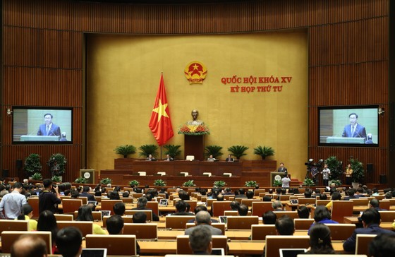 Bế mạc Kỳ họp thứ 4: Hoạt động sẽ ngày càng chất lượng, dân chủ, quyết liệt và thiết thực hơn ảnh 3 Kỳ họp thứ 4 thành công tốt đẹp:.Hoạt động của Quốc hội sẽ ngày càng chất lượng, dân chủ, quyết liệt và thiết thực hơn ảnh 3