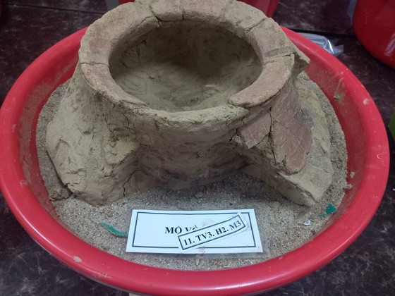 Những phát hiện mới về mộ chum ở hồ Nước Trong trong văn hóa Sa Huỳnh ảnh 15