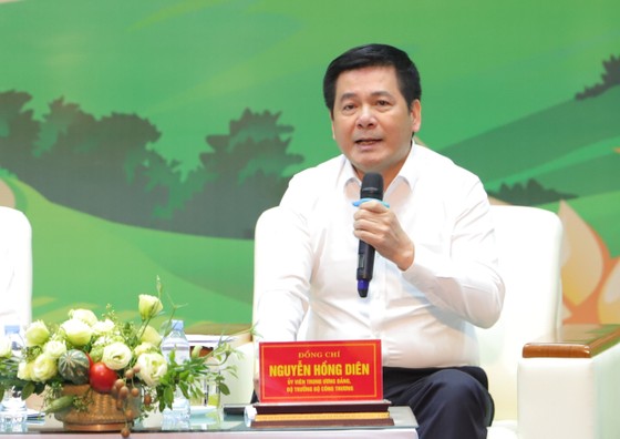 Đối thoại Thủ tướng: Nông dân băn khoăn giá đất tăng nóng, đất nông nghiệp phân lô bán nền ảnh 9 Đối thoại với Thủ tướng, nông dân băn khoăn giá đất tăng nóng, đất nông nghiệp bị phân lô bán nền phức tạp ảnh 9