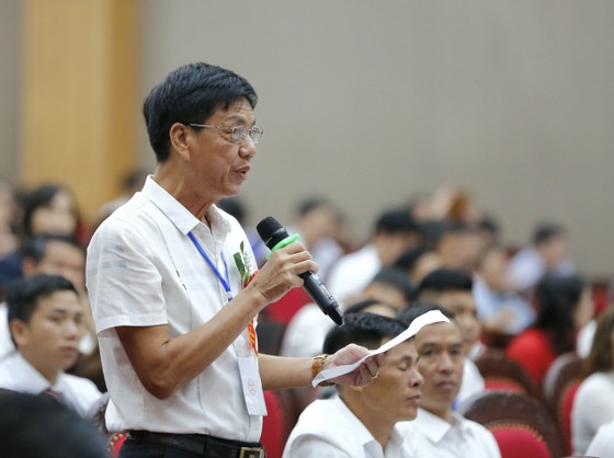 Đối thoại Thủ tướng: Nông dân băn khoăn giá đất tăng nóng, đất nông nghiệp phân lô bán nền ảnh 4 Đối thoại với Thủ tướng, nông dân băn khoăn giá đất tăng nóng, đất nông nghiệp bị phân lô bán nền phức tạp ảnh 4