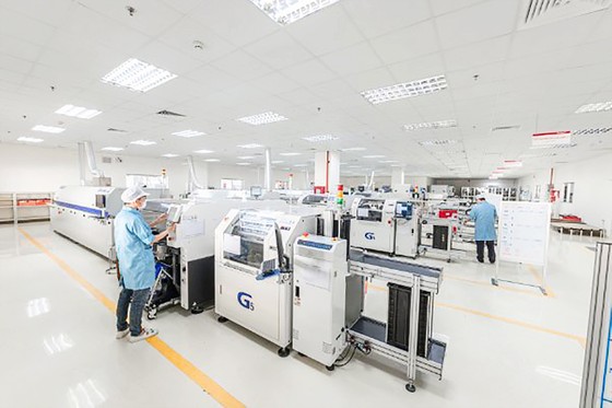 Hối hả sản xuất sau kỳ nghỉ tết ảnh 1 Hối hả sản xuất sau kỳ nghỉ tết ảnh 1