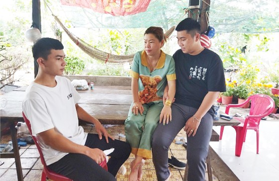 Thanh niên TPHCM sẵn sàng lên đường nhập ngũ ảnh 1