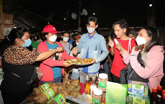 Rực rỡ sắc màu bánh dân gian ảnh 5