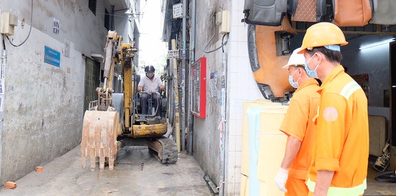 Thực hiện chính quyền đô thị: Gỡ vướng cơ chế ngân sách ảnh 1