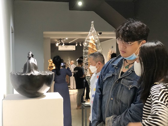 Chặng đường mới của điêu khắc đương đại ảnh 1 Chặng đường mới của điêu khắc đương đại ảnh 1