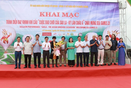 Hà Tĩnh: Trình diễn bay khinh khí cầu chào mừng SEA Games 31 ảnh 10 Hà Tĩnh: Trình diễn bay khinh khí cầu chào mừng SEA Games 31 ảnh 10