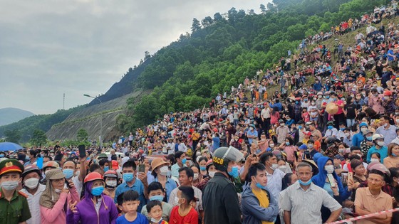 Hà Tĩnh: Trình diễn bay khinh khí cầu chào mừng SEA Games 31 ảnh 9 Hà Tĩnh: Trình diễn bay khinh khí cầu chào mừng SEA Games 31 ảnh 9