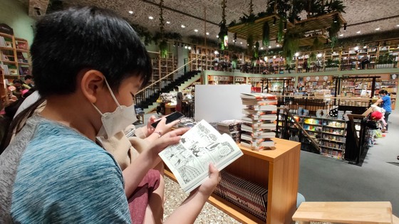 Sách hè cho thiếu nhi: Khẳng định vị thế sân nhà ảnh 2 Sách hè cho thiếu nhi: Khẳng định vị thế sân nhà ảnh 1