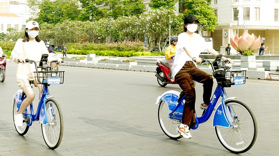 Thành phố Hồ Chí Minh khởi sắc đón năm mới ảnh 1