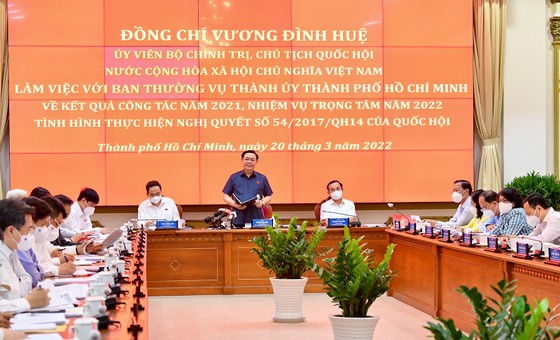 Xây dựng TPHCM là đầu tàu, hình mẫu của cải cách, đổi mới và phát triển đất nước ảnh 1 Chủ tịch Quốc hội Vương Đình Huệ: Xây dựng TPHCM là đầu tàu, hình mẫu của cải cách, đổi mới và phát triển đất nước ảnh 1