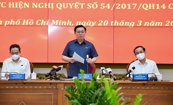 Xây dựng TPHCM là đầu tàu, hình mẫu của cải cách, đổi mới và phát triển đất nước ảnh 2 Chủ tịch Quốc hội Vương Đình Huệ: Xây dựng TPHCM là đầu tàu, hình mẫu của cải cách, đổi mới và phát triển đất nước ảnh 2