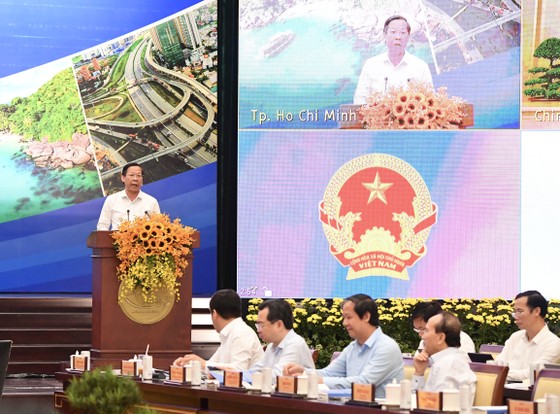 Chủ tịch UBND TPHCM Phan Văn Mãi: Cần có cơ chế đặc thù, vượt trội cho TPHCM và cả vùng Đông Nam bộ ảnh 3 Chủ tịch UBND TPHCM Phan Văn Mãi: Cần có cơ chế đặc thù, vượt trội cho TPHCM và cả vùng Đông Nam Bộ ảnh 2