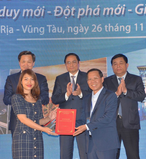 Thủ tướng Phạm Minh Chính: Suốt 10 năm qua, vì sao cả vùng Đông Nam bộ chỉ có 50km đường cao tốc? ảnh 4