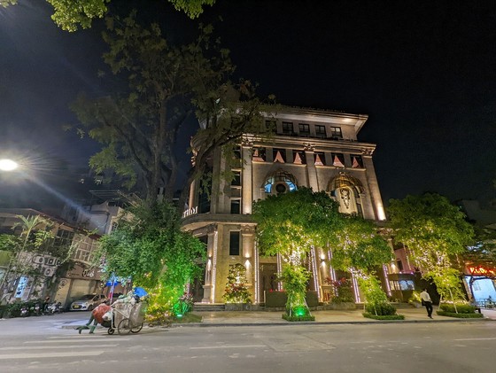 Cảnh khám xét trụ sở Tân Hoàng Minh ảnh 1 Cảnh khám xét trụ sở Tân Hoàng Minh ảnh 1