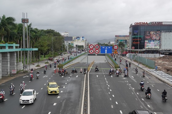 Một số khu vực Đà Nẵng vẫn còn ngập sâu ảnh 1