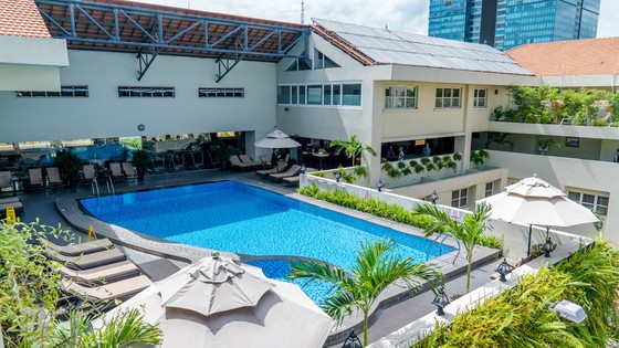 Khách sạn Rex Sài Gòn được chứng nhận đủ điều kiện thí điểm tổ chức đón, phục vụ khách du lịch quốc tế ảnh 1