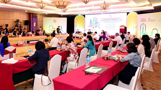 Khách sạn Rex Sài Gòn được chứng nhận đủ điều kiện thí điểm tổ chức đón, phục vụ khách du lịch quốc ảnh 5 Khách sạn Rex Sài Gòn được chứng nhận đủ điều kiện thí điểm tổ chức đón, phục vụ khách du lịch quốc tế ảnh 4