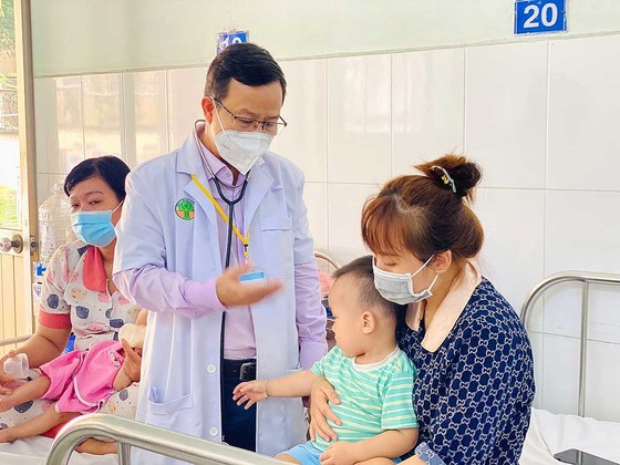 Ứng phó bệnh truyền nhiễm khi trẻ vào năm học ảnh 1