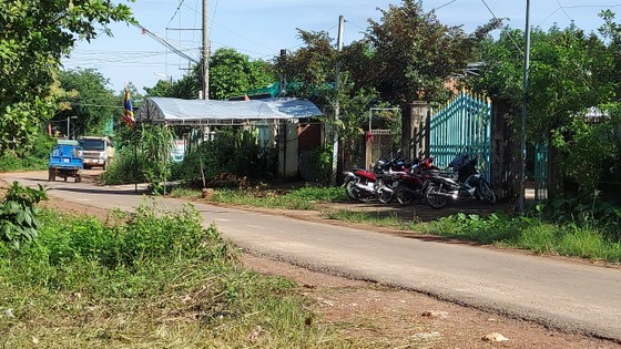 Sang nhà bà nội chơi, cháu trai 8 tuổi bị chó pitbull cắn chết ảnh 1